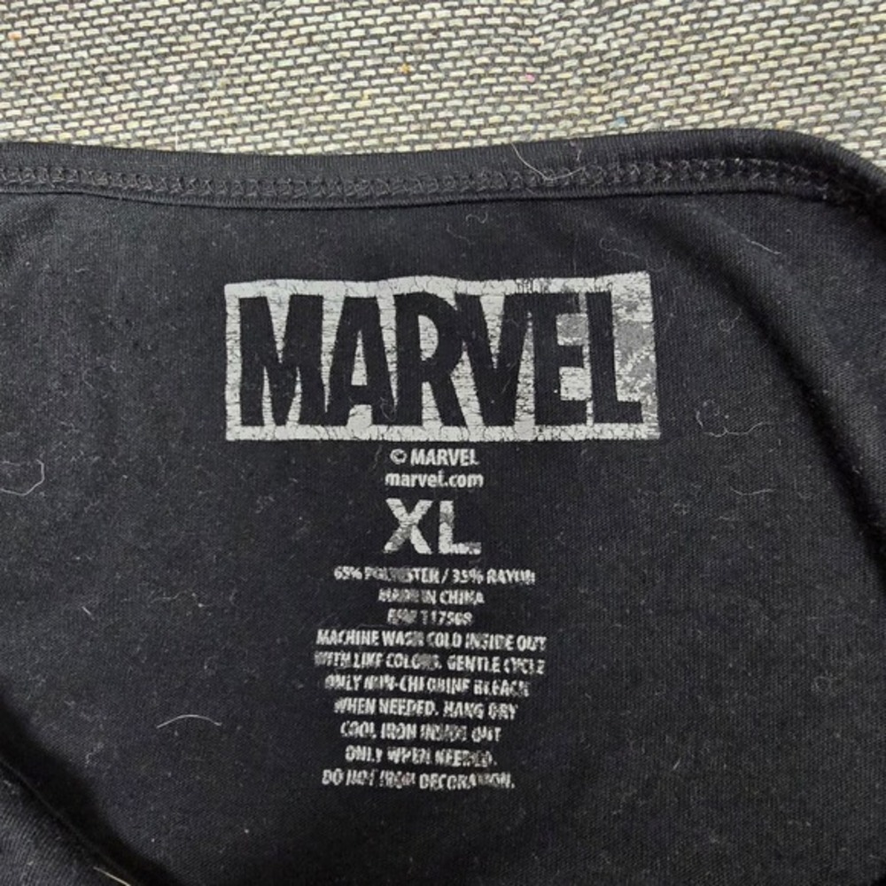 Marvel Captain America Shield Graphic T-Shirt Black XL‎ Distressed Logo Tee - Picture 2 of 4